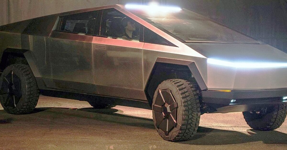 Tesla Cybertruck Deliveries to start from summer 2023