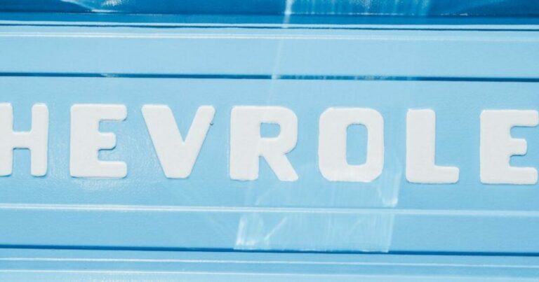 How to change my number plate