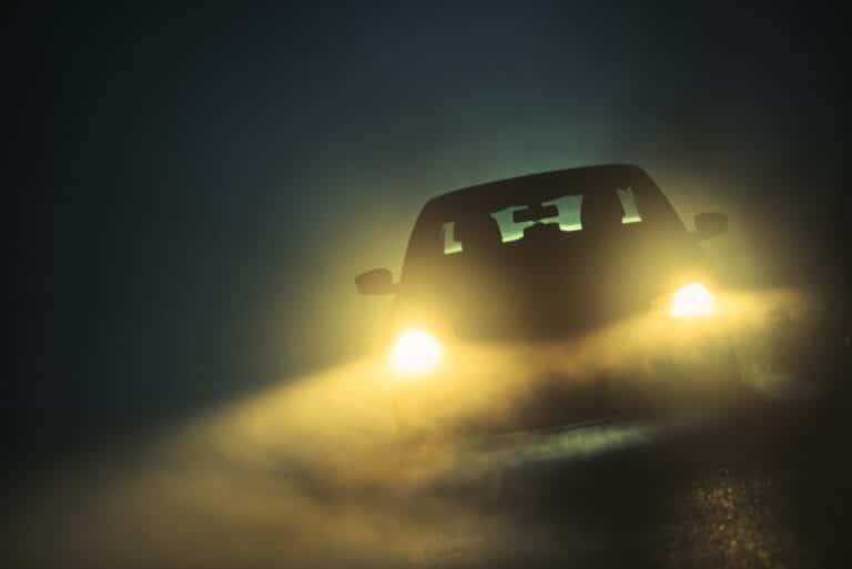 How to Stay Safe When Driving in the Dark
