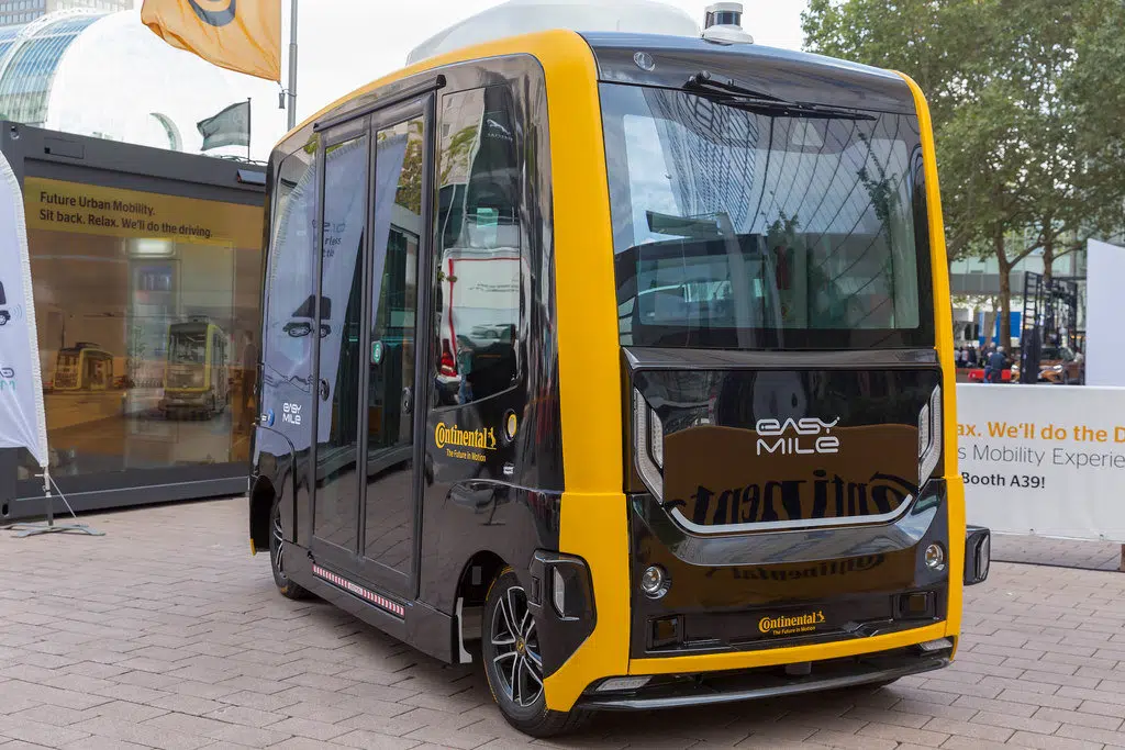 autonomous bus fleet, autonomous buses, transport innovation. Forth road bridge, ferrytoll park. Edinburgh park train 