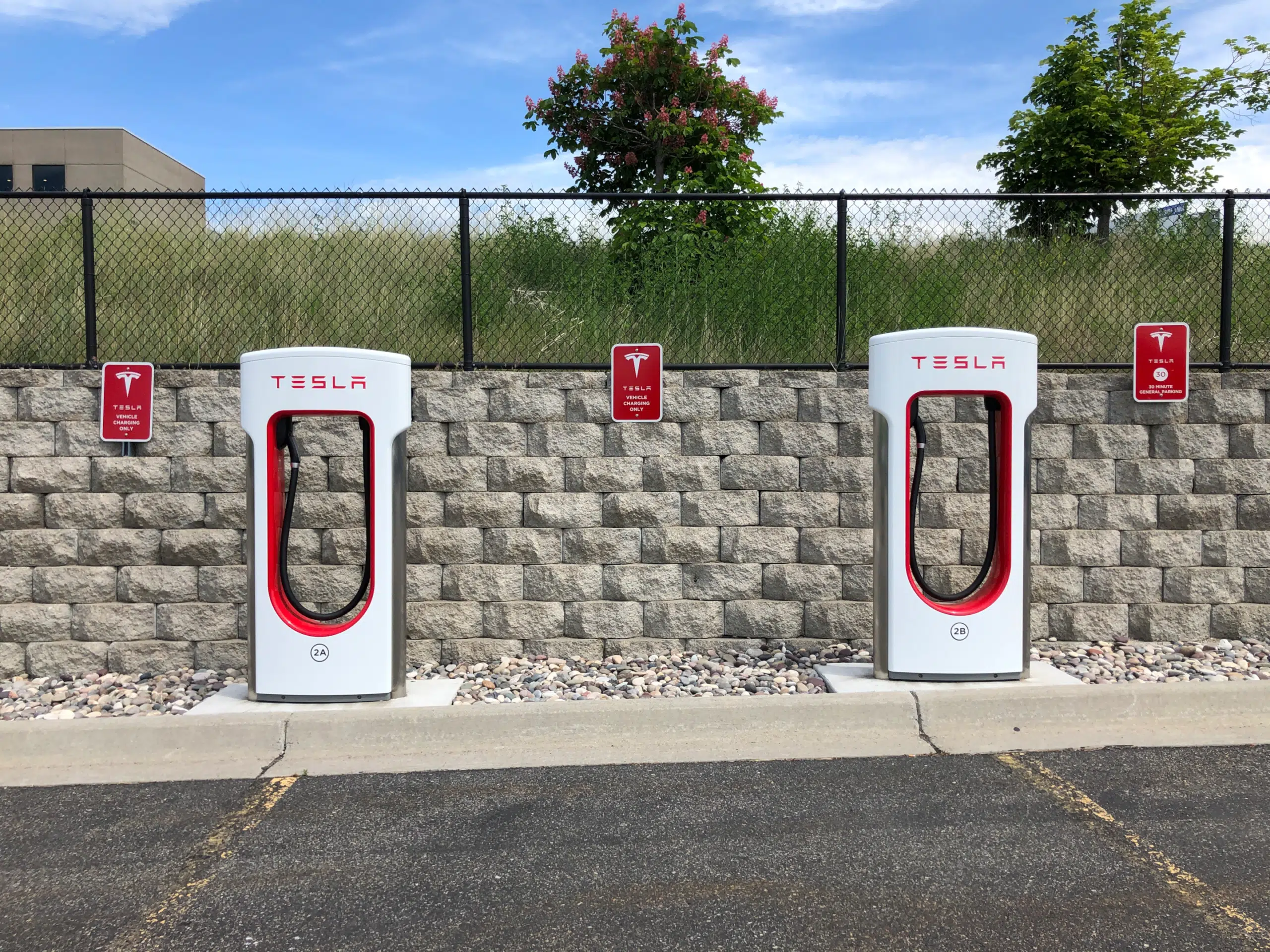 Supercharger station - Tesla superchargers